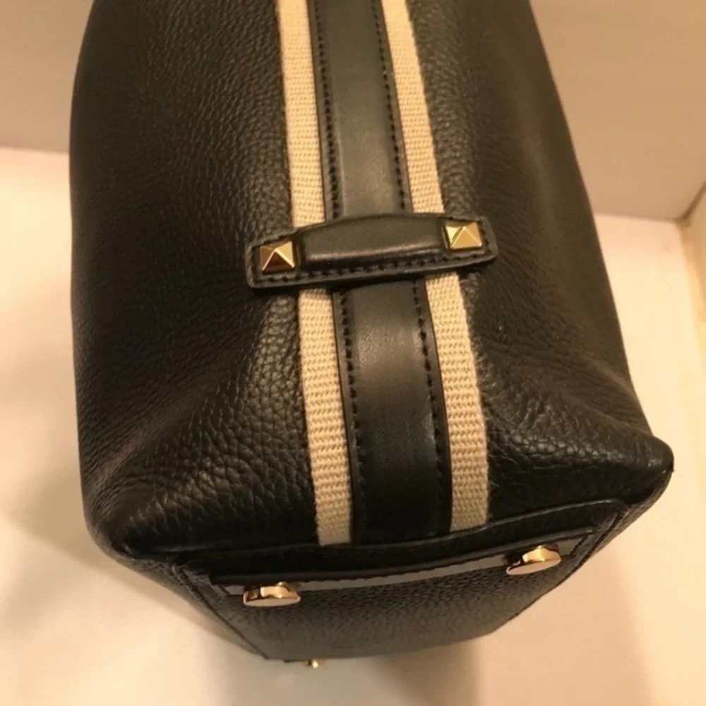 Michael kors black leather tote bag and pouchette